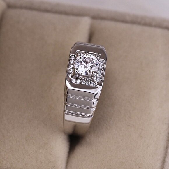 🍁  925 Silver Plated Round Shaped Cut CZ Fashionable Ring, FB16FA1101 - Picture 4 of 7